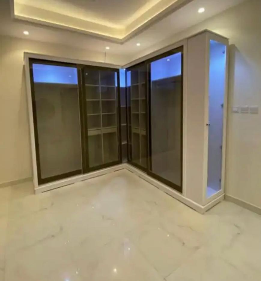 تركيب دولاب ملابس بغرفة نوم بعد النقل في الرياض